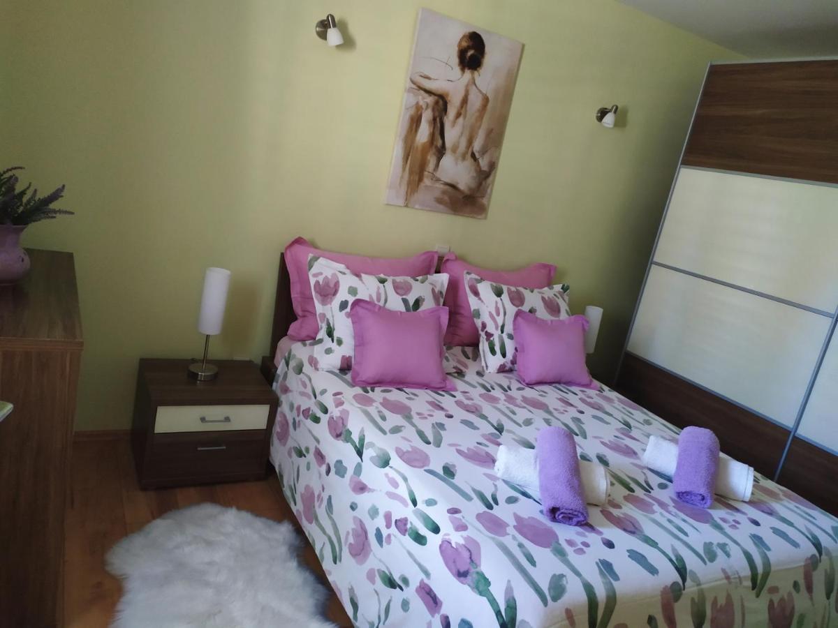 Apartment Zeljka Lovreta Макарска Екстериор снимка