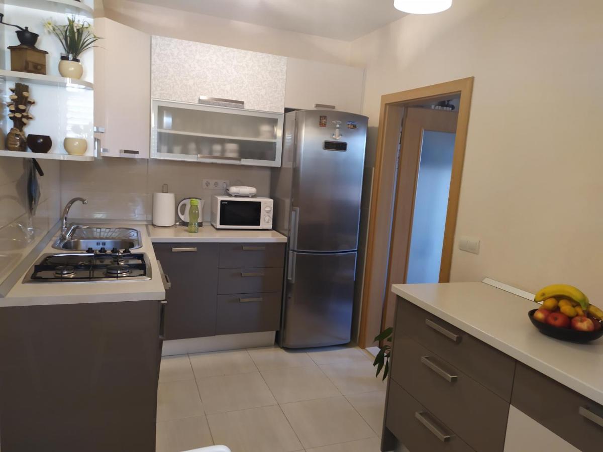 Apartment Zeljka Lovreta Макарска Екстериор снимка